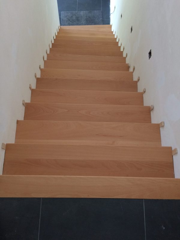 Betonnen trap bekleed 2